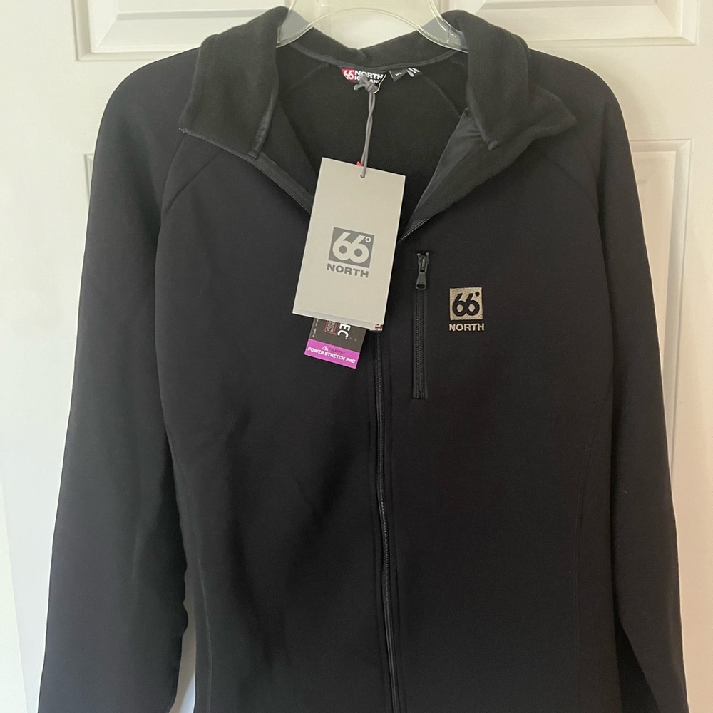 NWT amazing 66 degrees north fleece jacket !